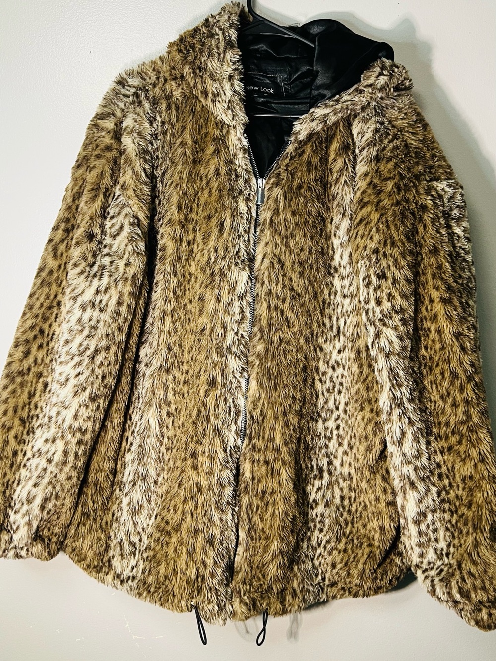 New Look Faux Fur Hooded Teddy Jacket in Brown Leopard Print